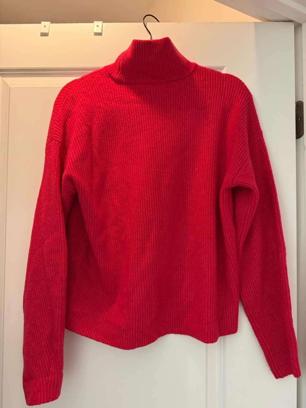 Abercrombie & Fitch Pink Turtleneck Sweater – Size S - Picture 2 of 3
